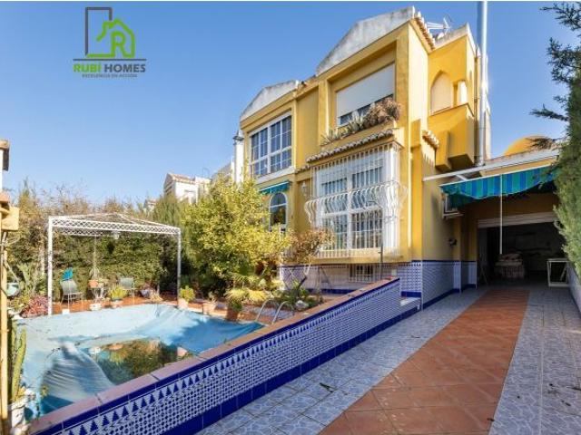CHALET EN VENTA EN VILLAS BLANCAS ALBOLOTE