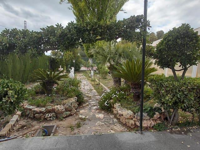 Chalet en venta en Villena, Alicante