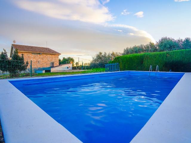Chalet en venta en Vinyols i els Arcs. Espectacular chalet con parcela de 14.258 m² entre Vinyols i els Arcs y Riudoms. Chalets Vinyols i els.
