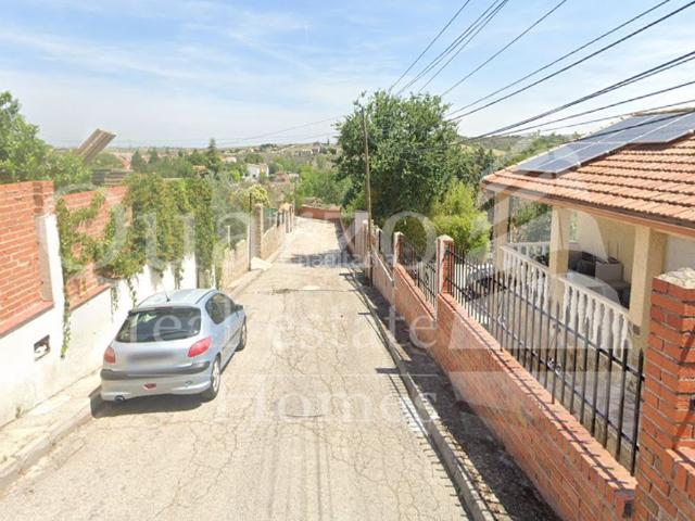 Chalet en venta en Viso de San Juan El. En venta espléndida casa en El Viso de San Juan. Chalets Viso de San Juan.