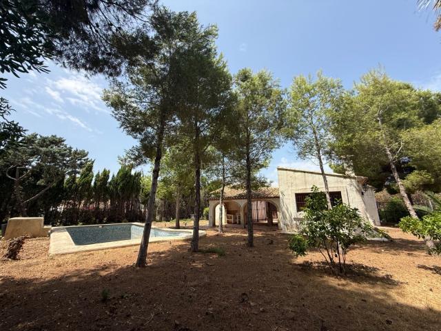 Chalet en venta en Xàbia, Cap Martí El Tossalet Pinomar. NUEVO CHALET EN VENTA EN JÁVEA PARA REFORMAR, EN UNA DE LAS ZONAS MÁS DEMANDADAS!. Chalets.