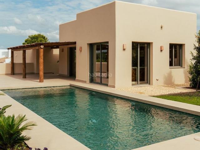 Chalet en venta en Xàbia, Cap Martí El Tossalet Pinomar. Villa mediterránea llave en mano en Jávea con piscina privada y gran parcela. Chalets.