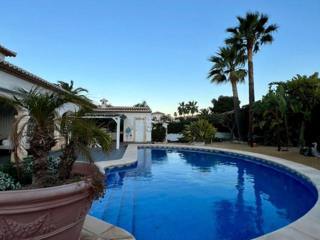 Chalet en venta en Xàbia, La Granadella Costa Nova. Chalets.