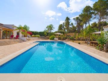 Chalet en venta en Xàbia, Partida Comunes Adsubia. VILLA GALDOS LUZ, PRIVACIDAD Y VIDA MEDITERRANEA EN JAVEA. Chalets.