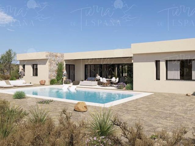 Chalet en venta en Yecla, Murcia