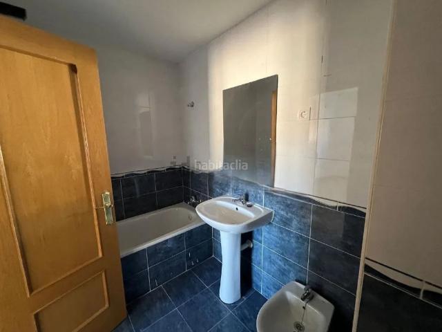 Chalet en venta en Yepes. CHALETS DE 4 DORMITORIOS CON PATIO Y GARAJE DESDE 165.000. Chalets.