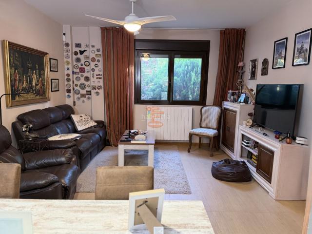 Chalet en venta en Zaragoza, San Juan de Mozarrifar. Chalets.
