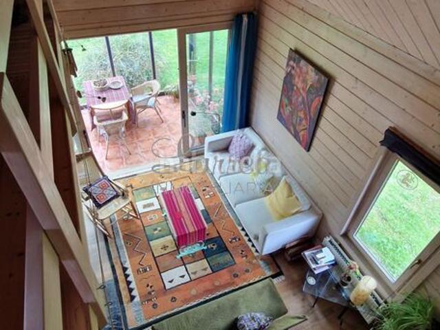 Chalet en venta en Zeanuri. CASA DE MADERA SOBRE CIMIENTOS DE HORMIGÓN. TERRENO IDEAL. Chalets.