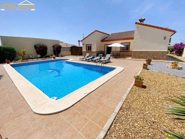 Chalet en venta en Zurgena, Almería