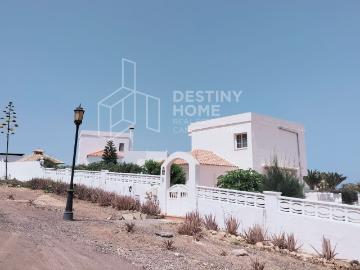 Chalet en venta. OLIVA, LA