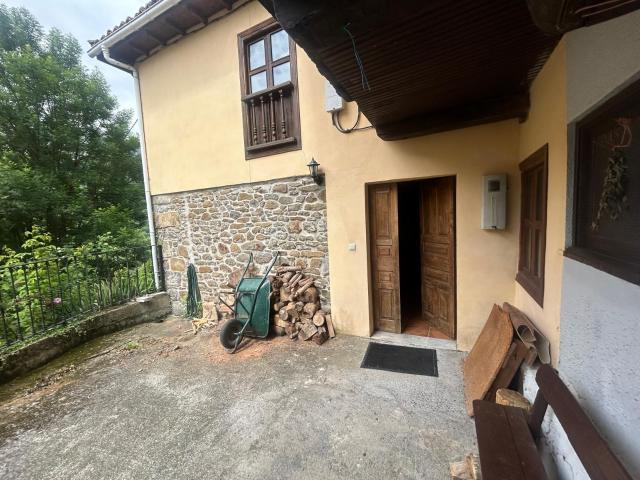 Chalet en venta. PONGA