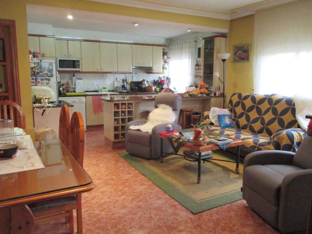 Chalet en venta. TERUEL