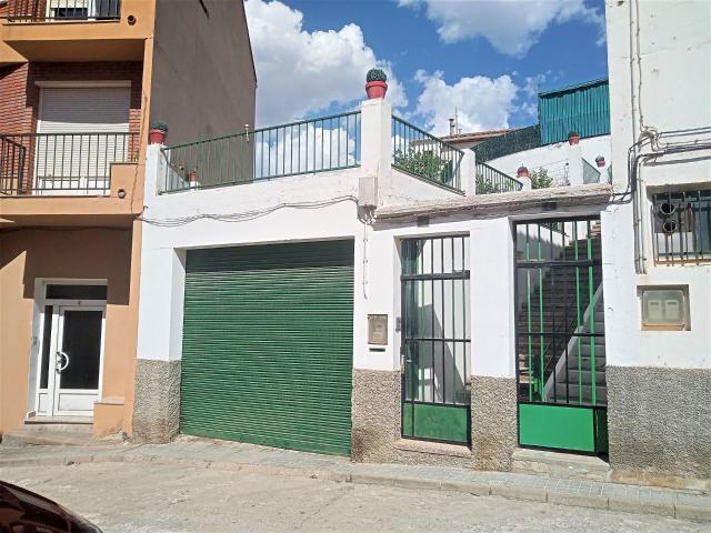 Chalet en venta. TERUEL