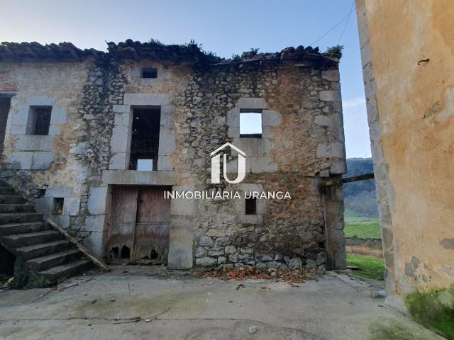 Chalet en venta. VOTO