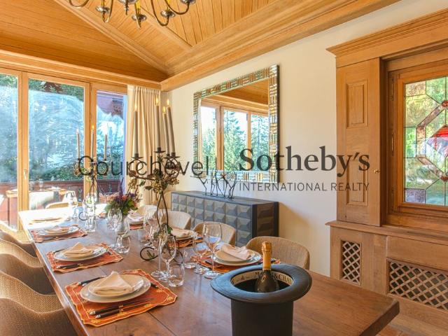 Chalet Écrin Ski aux pieds à louer à Courchevel