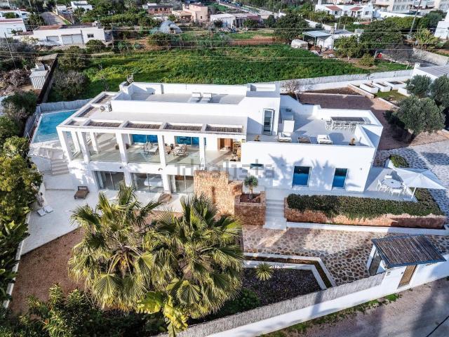 Chalet, Eivissa
