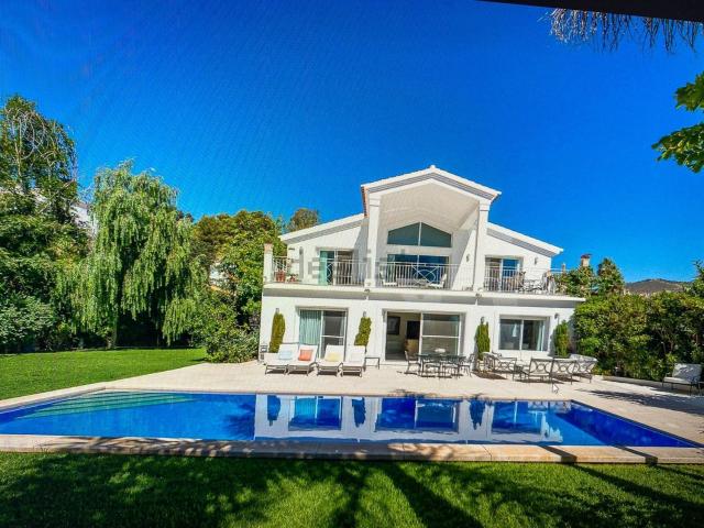 Chalet, Green Hills Las Cumbres de Elviria, Marbella