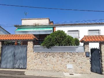 Chalet, El Álamo