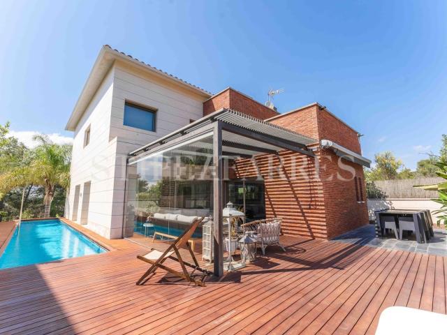 Chalet, El Papiol