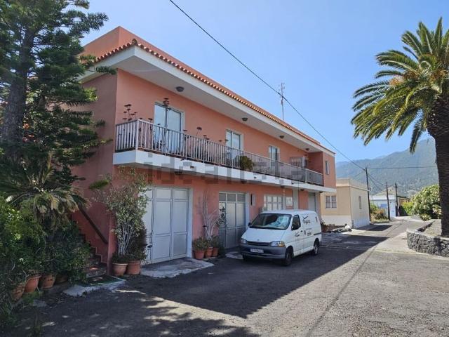 Chalet, El Paso