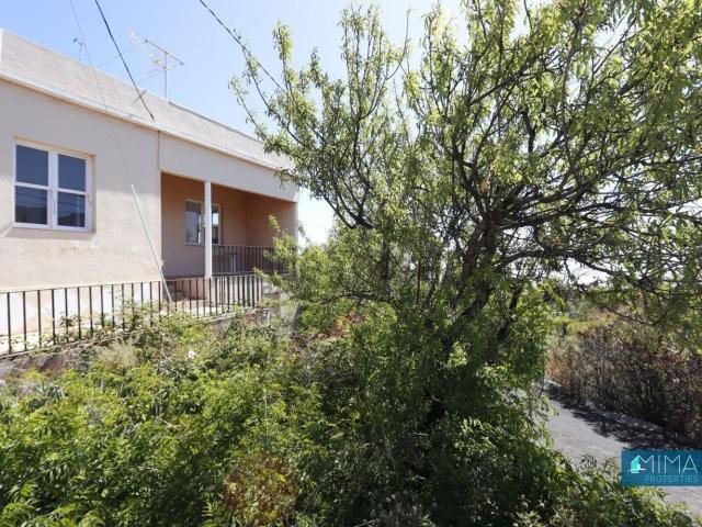 Chalet, El Paso