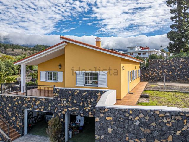 Chalet, El Paso