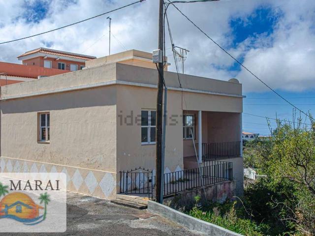 Chalet, El Paso