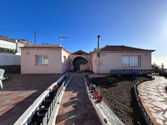 Chalet, El Paso