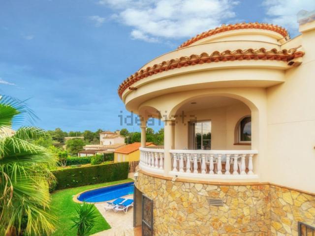 Chalet, El Perello