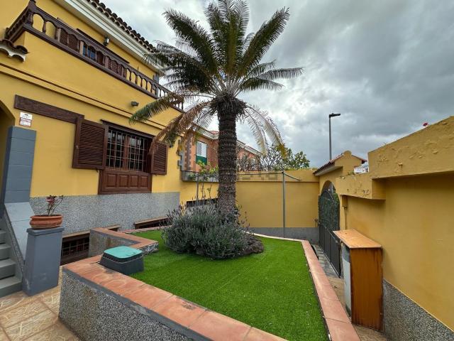Chalet, El Rosario