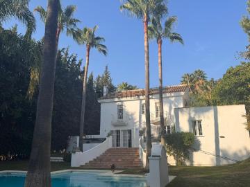 Chalet, El Velerín, Estepona