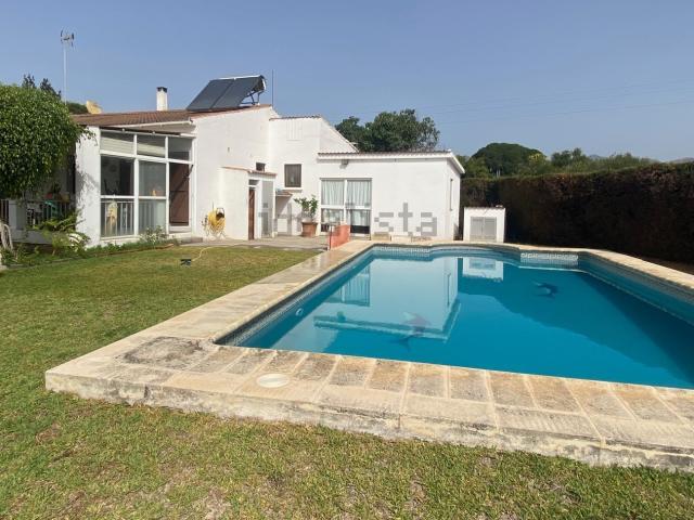 Chalet, El Velerín, Estepona