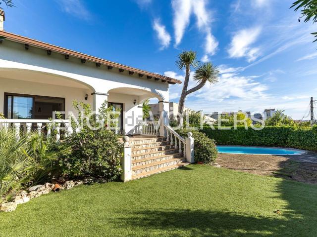 Chalet, El Vendrell