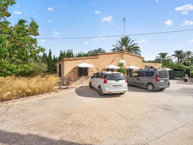 Chalet, Elche / Elx