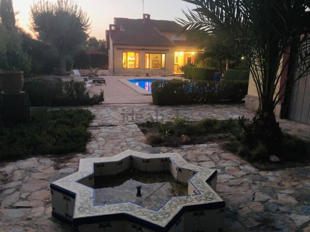 Chalet, Elche / Elx