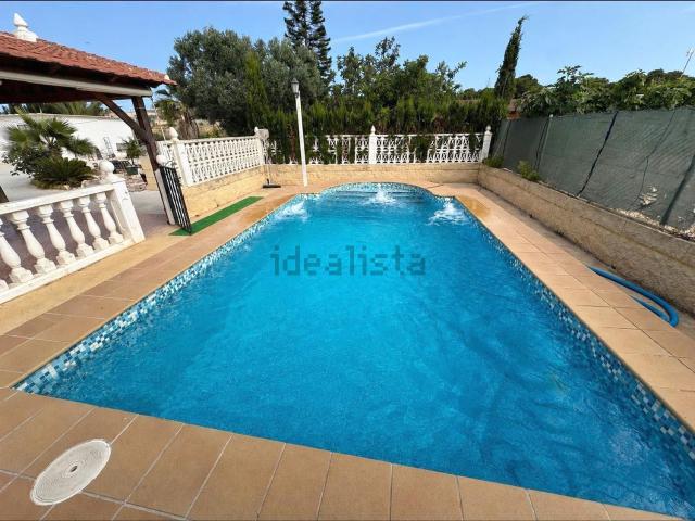 Chalet, Elche / Elx