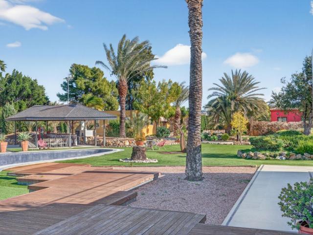 Chalet, Elche / Elx