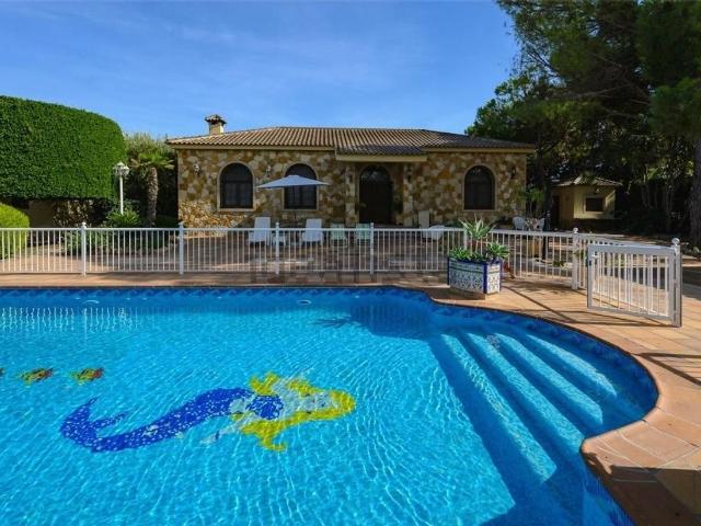Chalet, Elche / Elx
