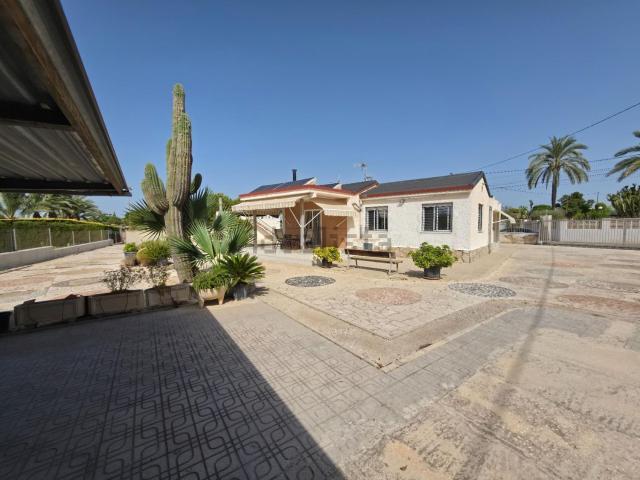 Chalet, Elche / Elx