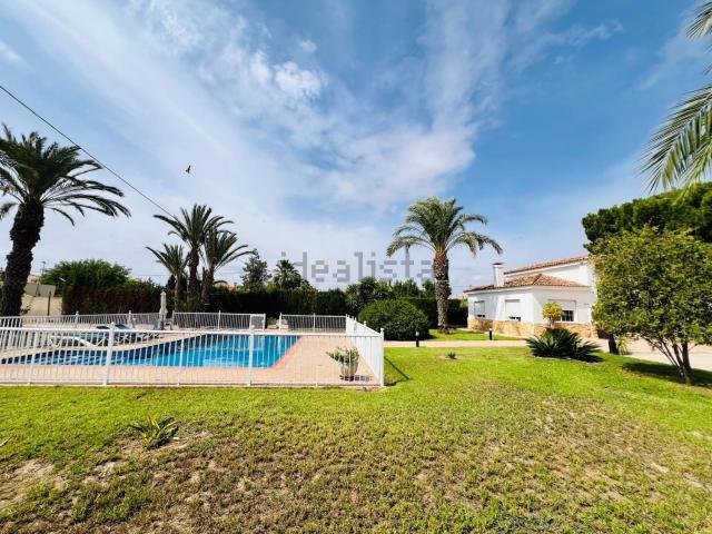 Chalet, Elche / Elx