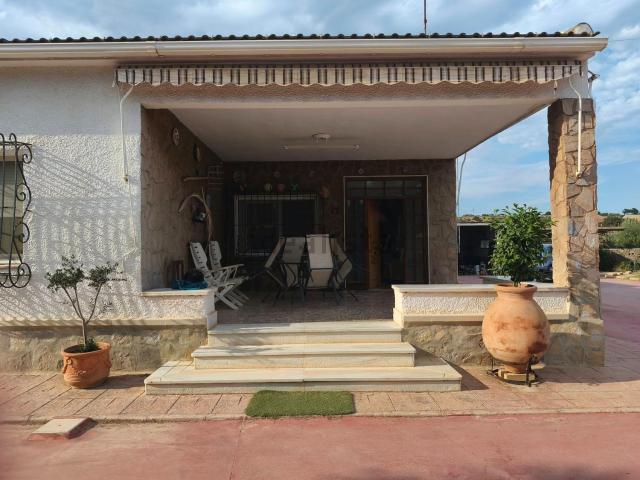 Chalet, Elche / Elx