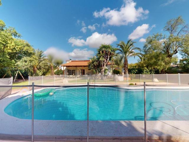 Chalet, Elche / Elx