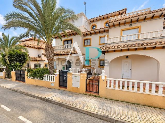 Chalet, Elche / Elx