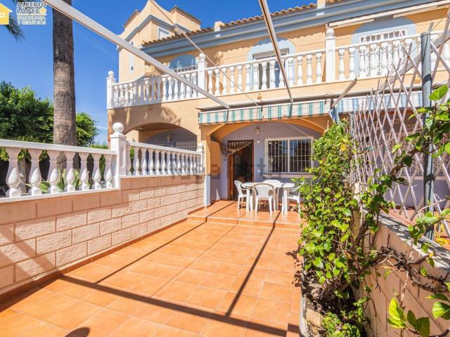 Chalet, Elche / Elx