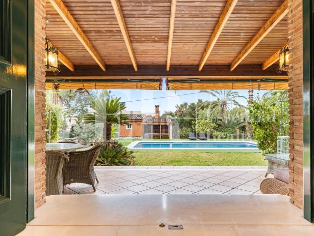 Chalet, Elche / Elx