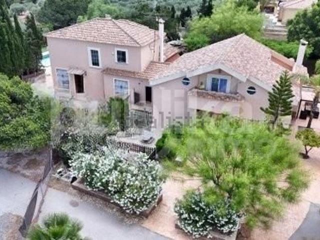 Chalet, Elche / Elx