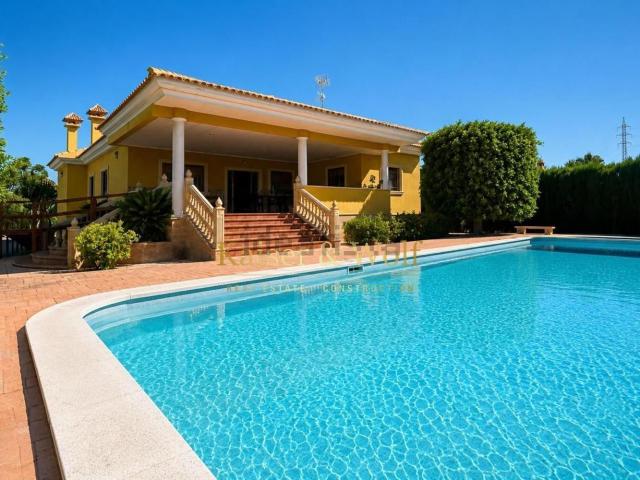 Chalet, Elche / Elx