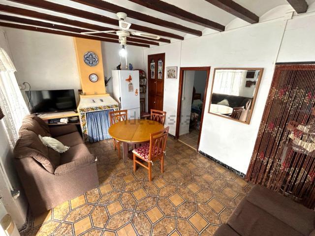 Chalet, Els Poblets