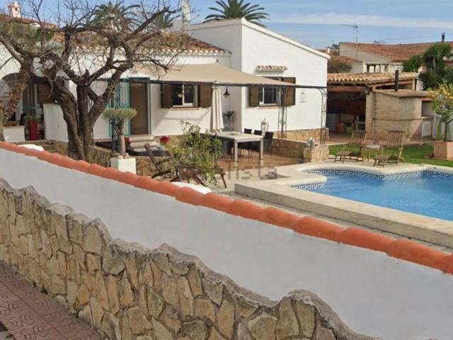 Chalet, Els Poblets