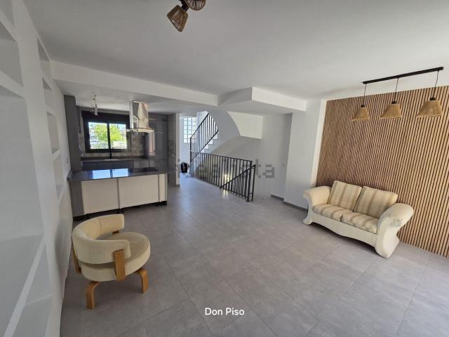 Chalet, Els Poblets